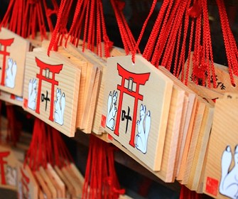 安産祈願のお参りの仕方、服装や神社の選び方